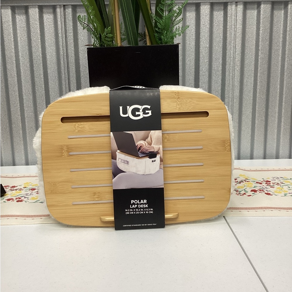UGG Polar Lap Desk